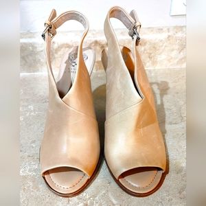 VINCE CAMUTO BEAUTIFUL LADIES SHOES